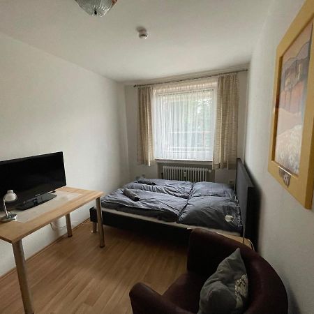 Schoene Einfache Ferienwohnung Mitten In Ольденбург Экстерьер фото