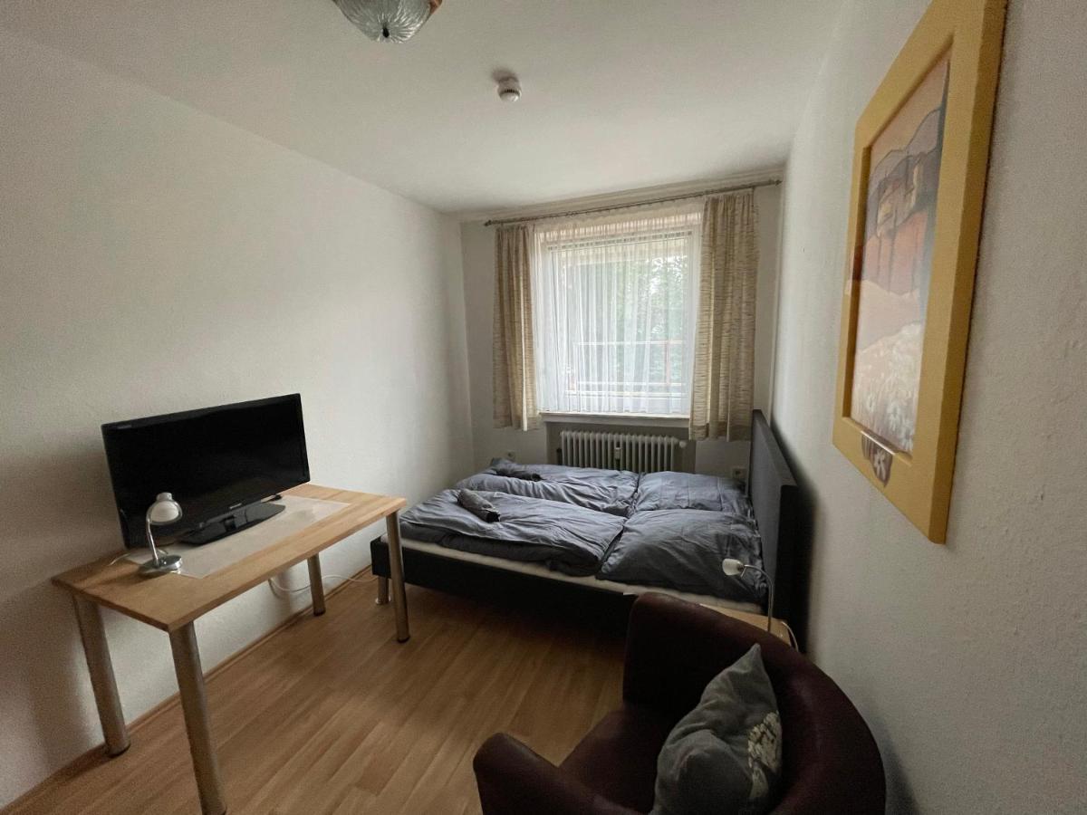Schoene Einfache Ferienwohnung Mitten In Ольденбург Экстерьер фото