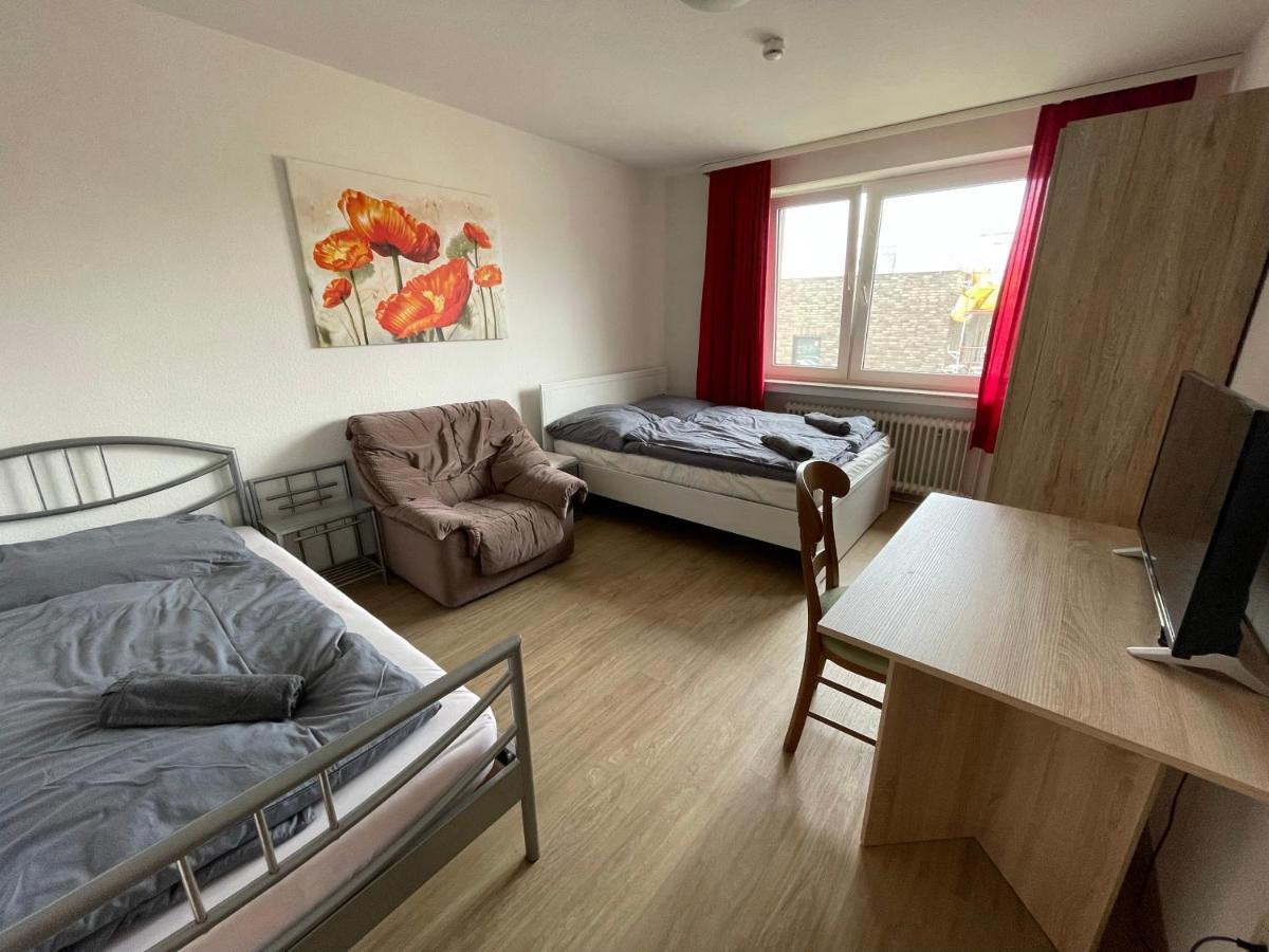 Schoene Einfache Ferienwohnung Mitten In Ольденбург Экстерьер фото